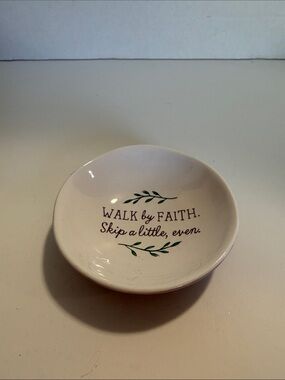 Hallmark White Ceramic Trinket Dish with Green Leaf Accent